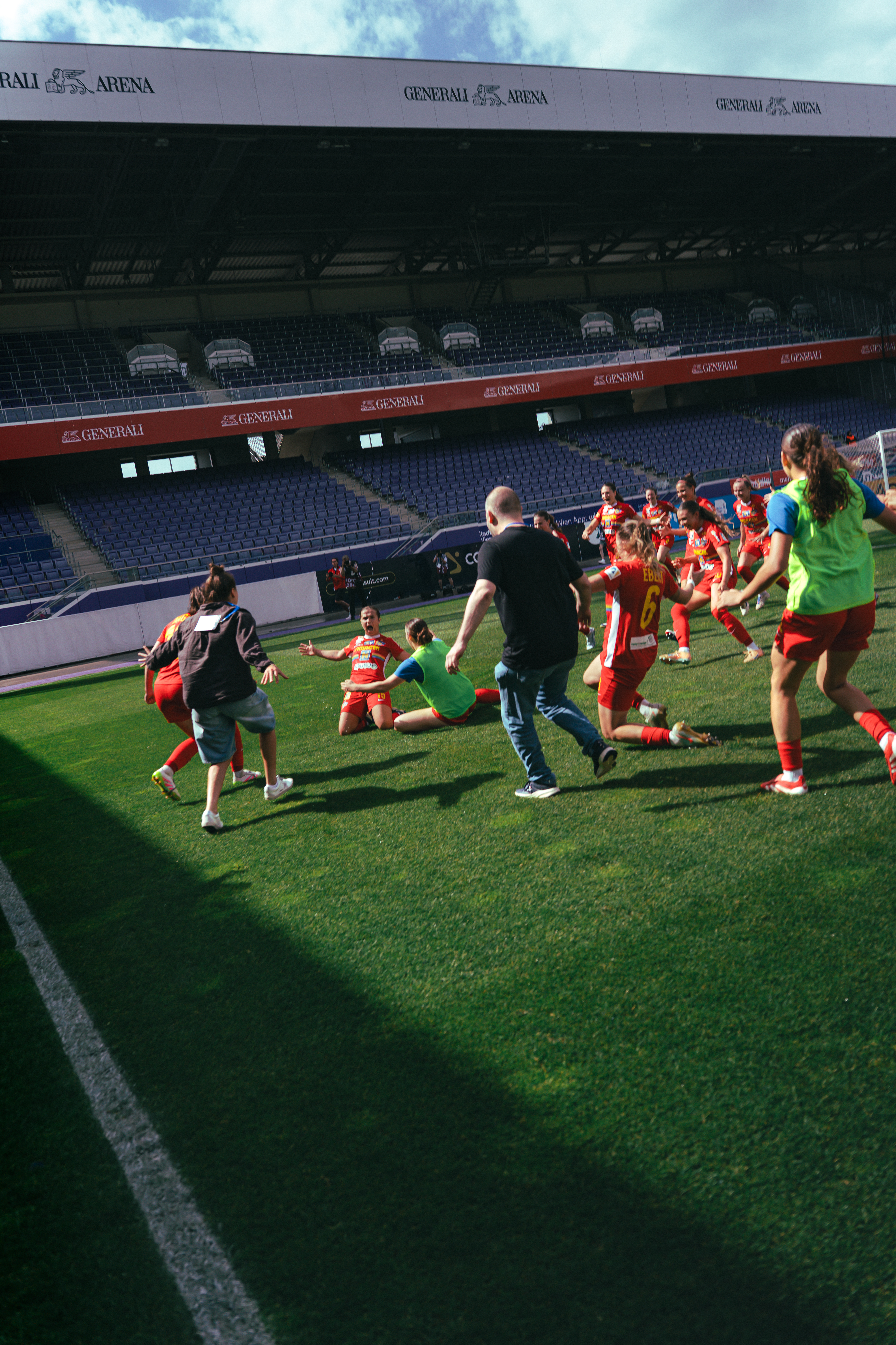 SKN Frauen 12